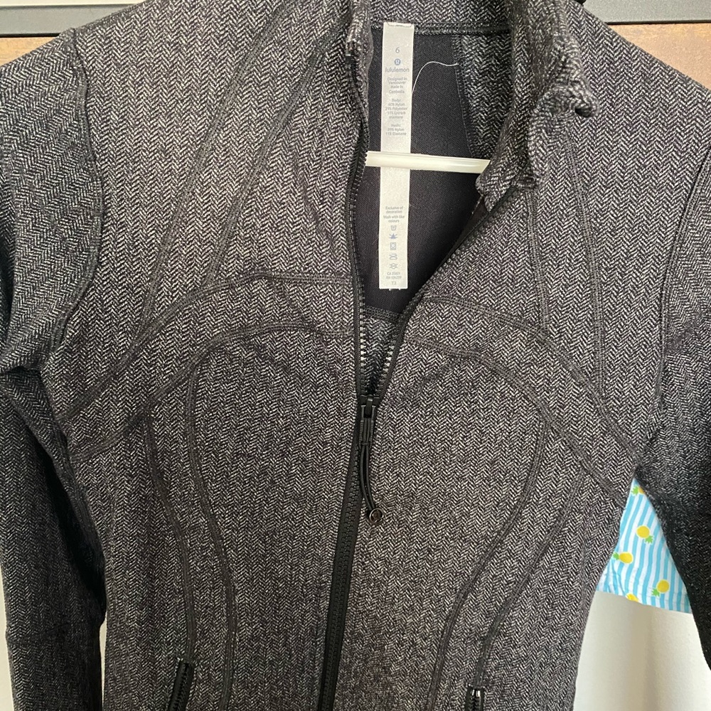 Lululemon define jacket - Picture 2 of 2